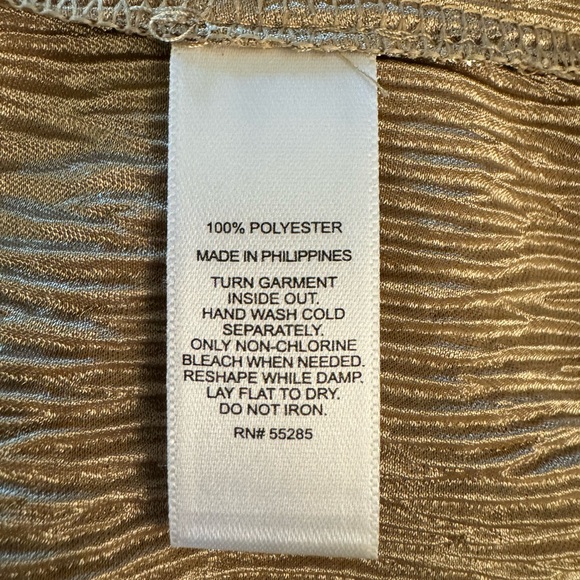 New Express Metallic Banded Hem Choker Tank Top - Picture 15 of 15